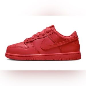 Nike Kids dunks size 2Y Red “Track Red”